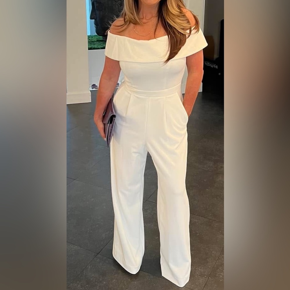 Xscape Strapless off shoulder white jumpsuit size 4 - Picture 8 of 8